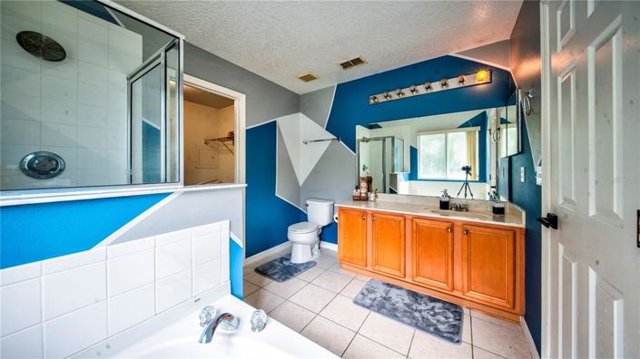 Image No.19-5 Bed House for sale