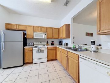8d076785-156