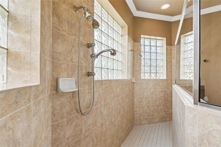 Image No.44-3 Bed House for sale