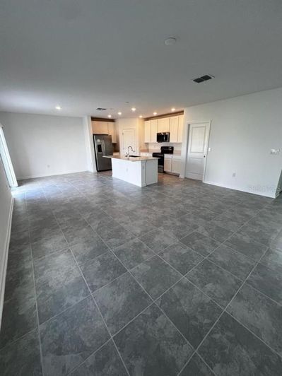 Image No.10-4 Bed House for sale