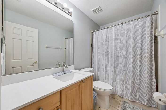 Image No.22-6 Bed House for sale