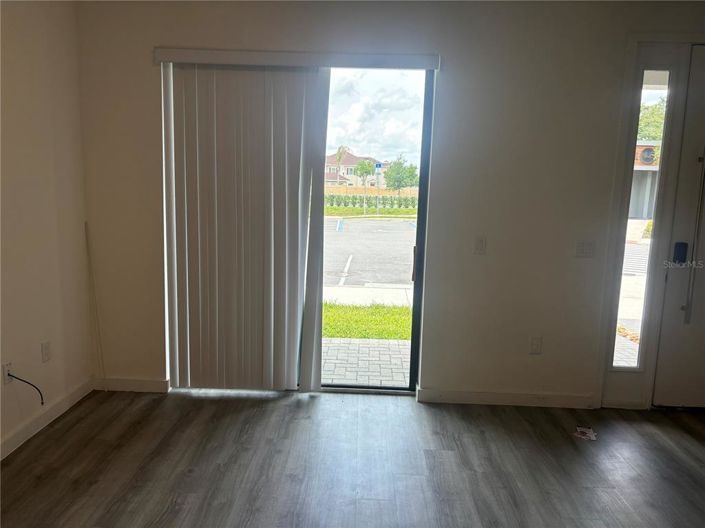 Image No.22-3 Bed Townhouse for sale