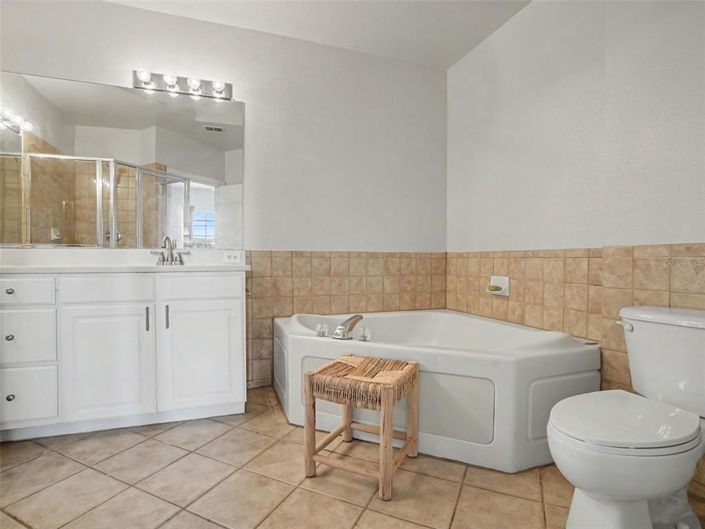 Image No.20-2 Bed Apartment for sale