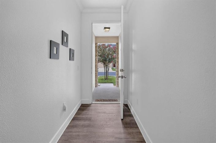 Image No.8-3 Bed Townhouse for sale