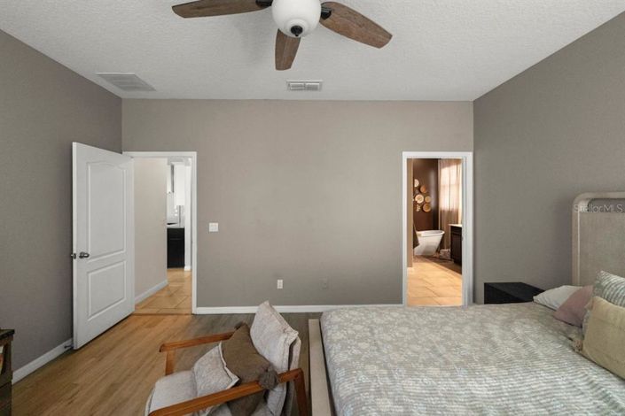 Image No.23-3 Bed House for sale