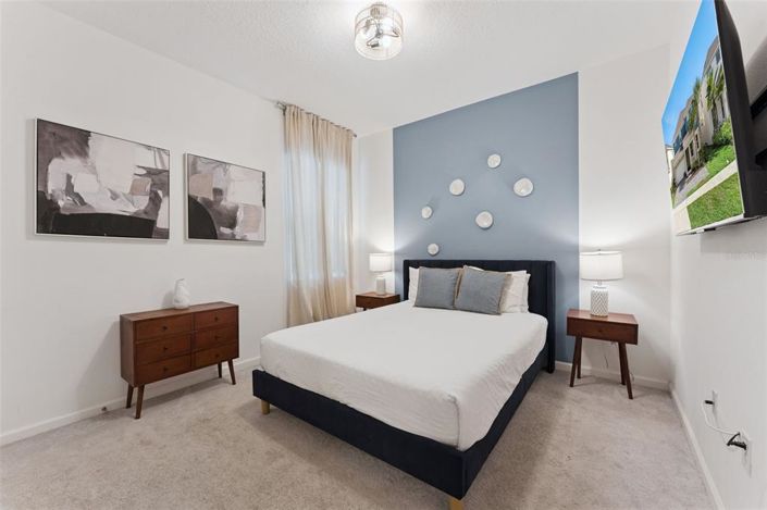 Image No.13-8 Bed House for sale