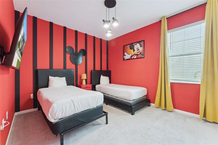 Image No.17-8 Bed House for sale