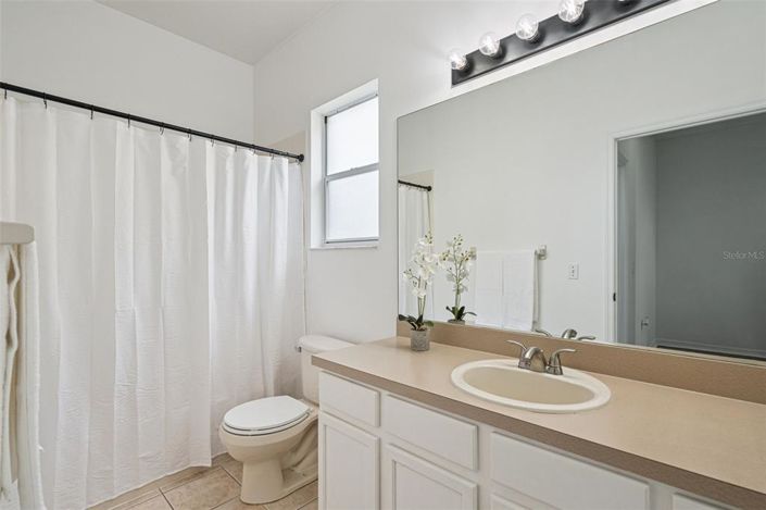 Image No.24-4 Bed House for sale