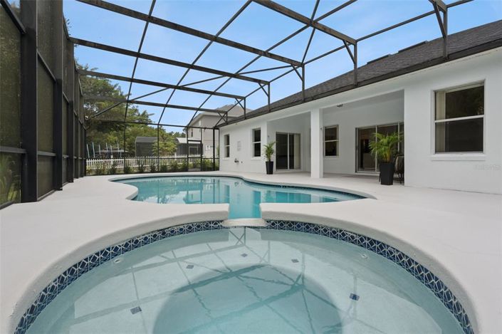Image No.39-4 Bed House for sale