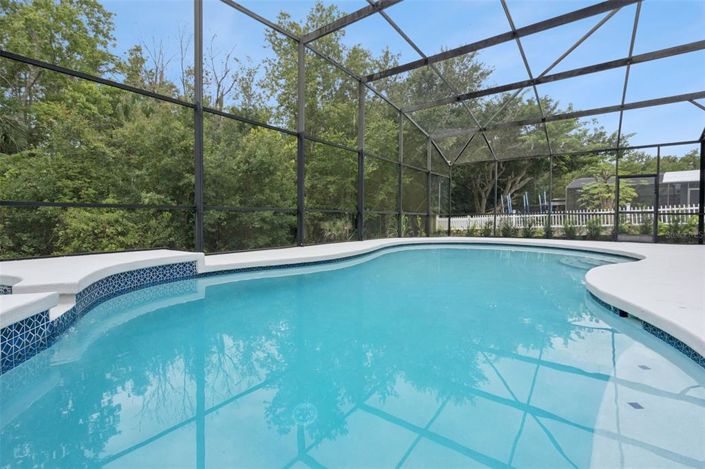 Image No.42-4 Bed House for sale
