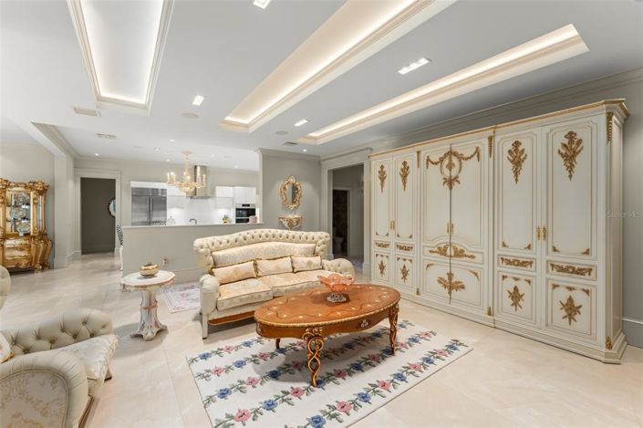 Image No.21-4 Bed House for sale