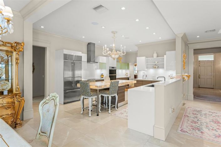 Image No.26-4 Bed House for sale