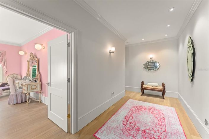 Image No.42-4 Bed House for sale