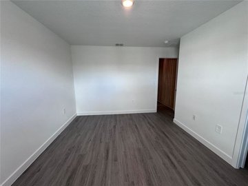 8d076785-54