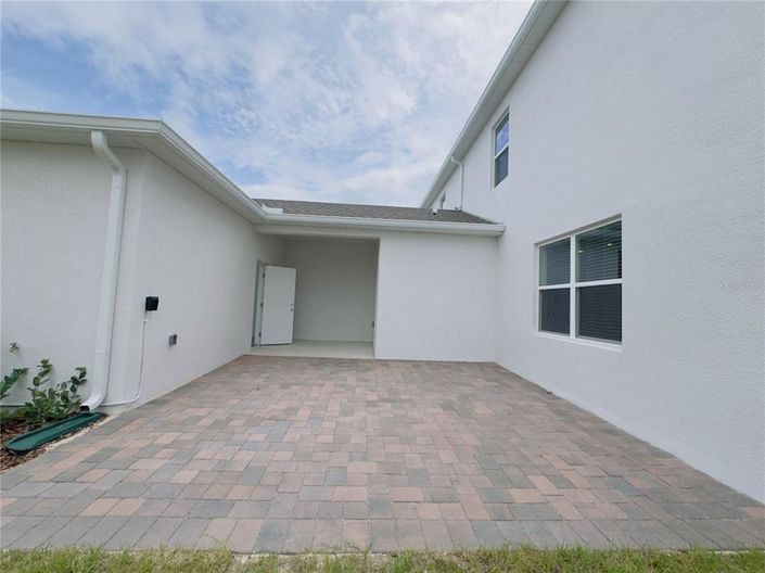 Image No.28-3 Bed Townhouse for sale