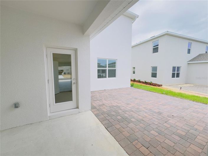 Image No.29-3 Bed Townhouse for sale