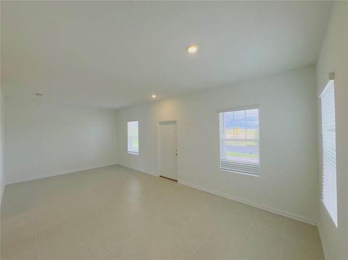 Image No.3-3 Bed Townhouse for sale