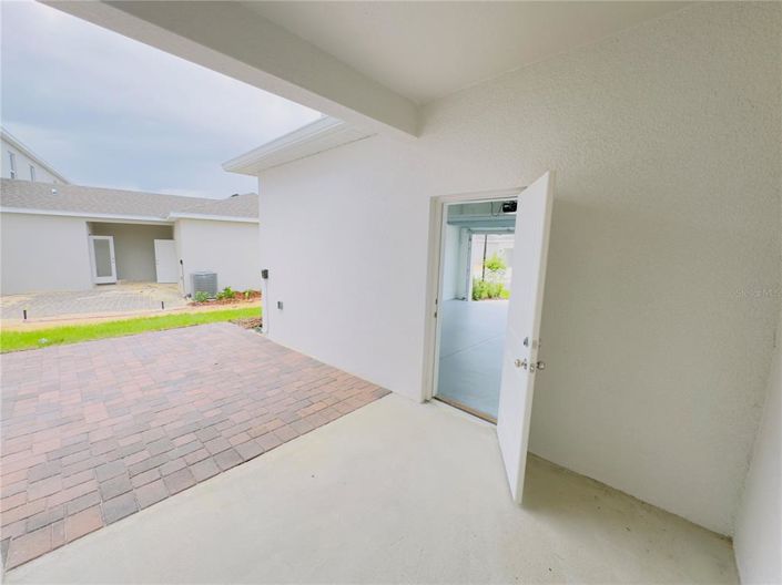 Image No.30-3 Bed Townhouse for sale