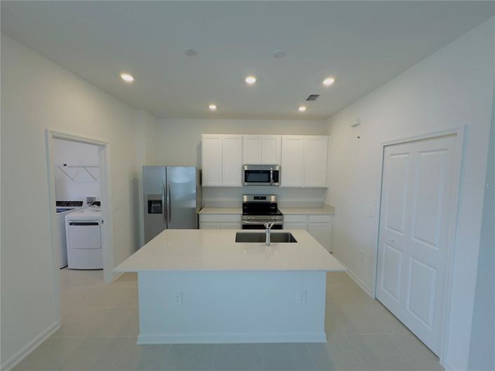 Image No.9-3 Bed Townhouse for sale
