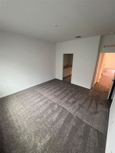 Image No.21-4 Bed Townhouse for sale