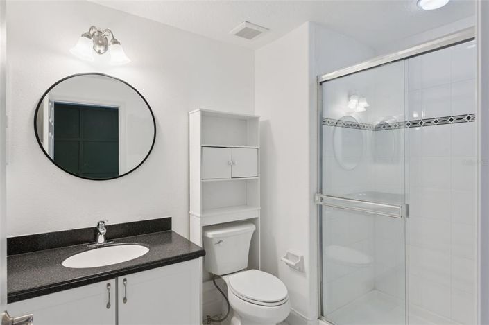 Image No.25-3 Bed Townhouse for sale