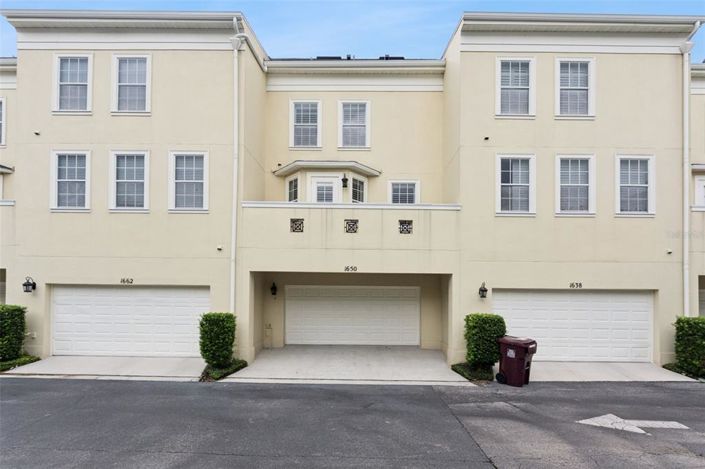 Image No.38-3 Bed Townhouse for sale