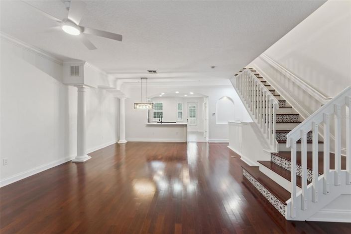Image No.7-3 Bed Townhouse for sale