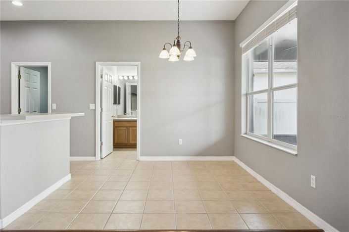 Image No.26-4 Bed House for sale