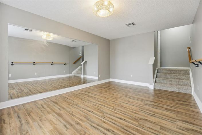 Image No.41-4 Bed House for sale