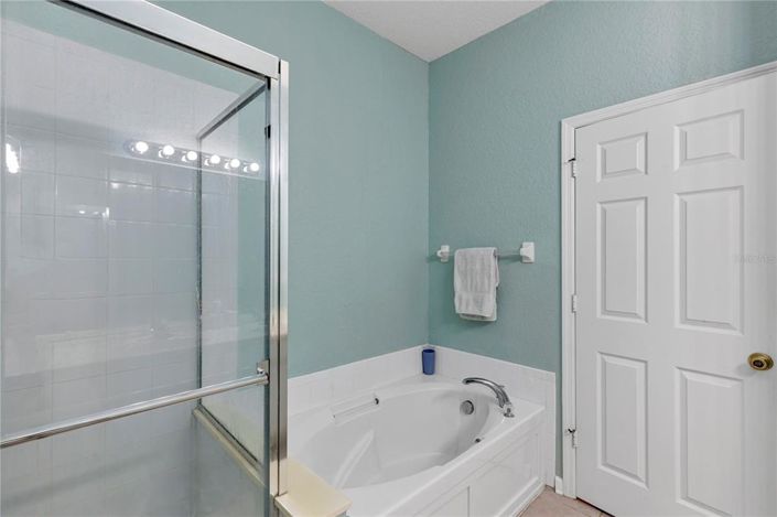 Image No.14-4 Bed House for sale