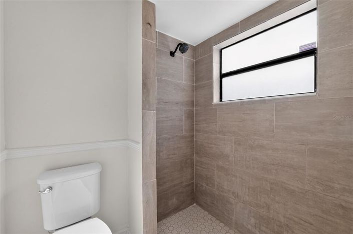 Image No.12-3 Bed House for sale