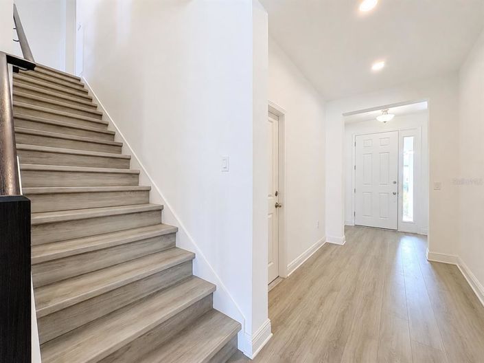 Image No.45-5 Bed House for sale