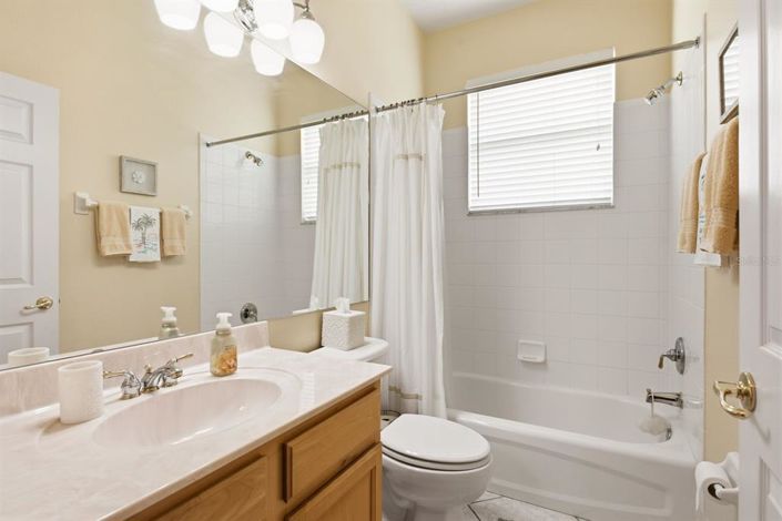 Image No.36-3 Bed House for sale