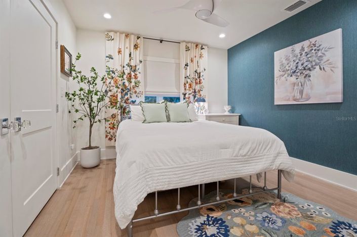 Image No.54-4 Bed House for sale