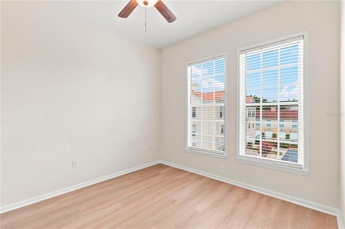 Image No.25-4 Bed Apartment for sale