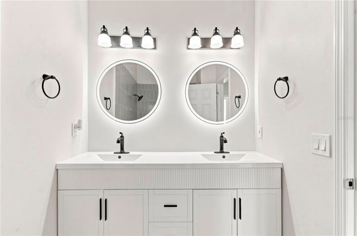 Image No.28-4 Bed Apartment for sale