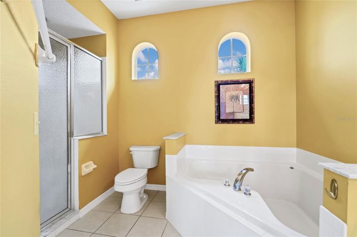 Image No.25-4 Bed Townhouse for sale