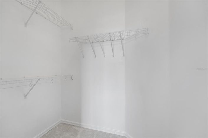 Image No.26-4 Bed Townhouse for sale