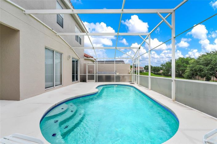 Image No.36-4 Bed Townhouse for sale