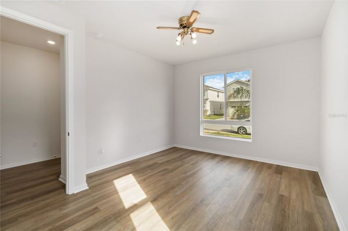 Image No.25-5 Bed House for sale