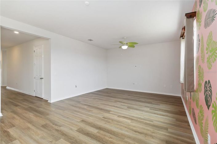 Image No.32-5 Bed House for sale