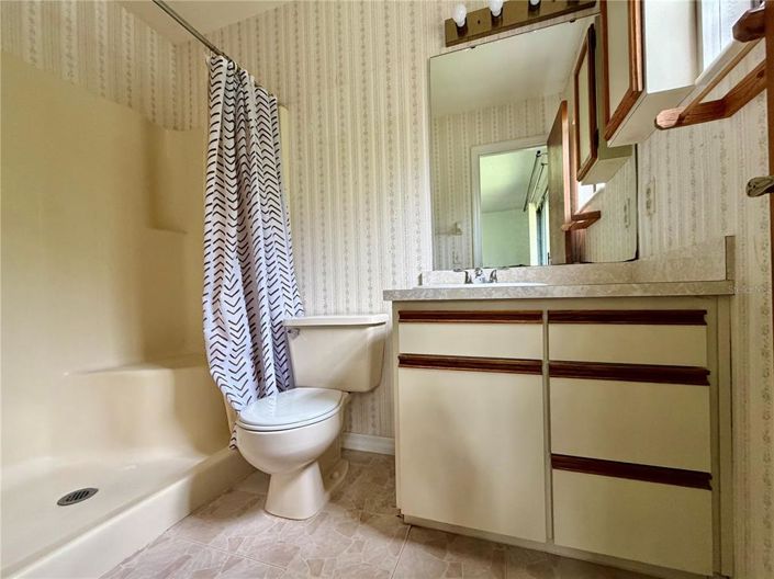 Image No.13-2 Bed Townhouse for sale
