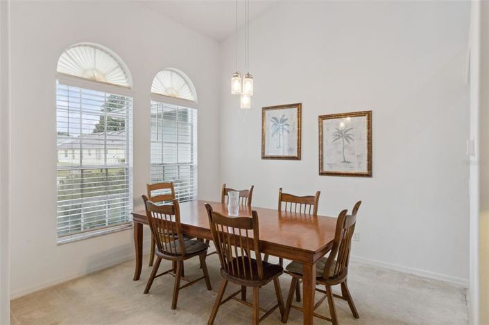 Image No.6-4 Bed House for sale