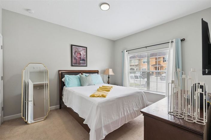 Image No.11-4 Bed Townhouse for sale