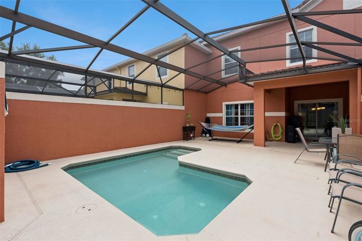 Image No.26-4 Bed Townhouse for sale