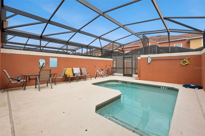 Image No.28-4 Bed Townhouse for sale