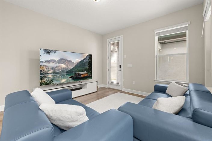 Image No.7-3 Bed House for sale