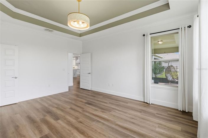 Image No.20-4 Bed House for sale