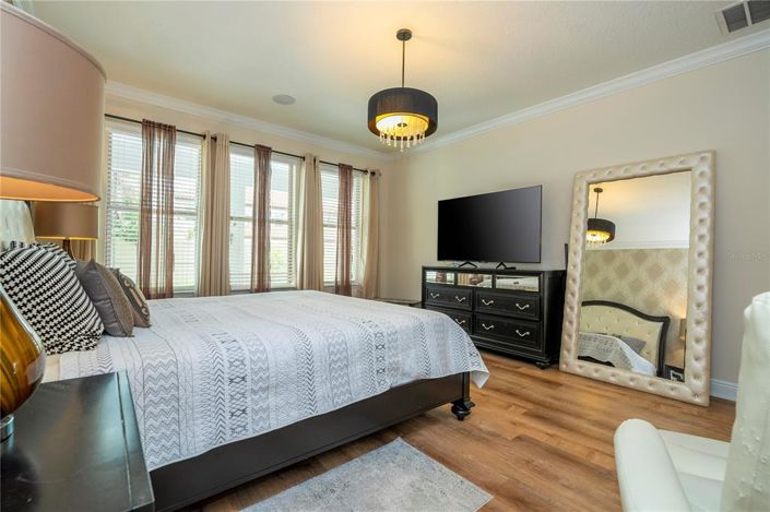 Image No.43-7 Bed House for sale