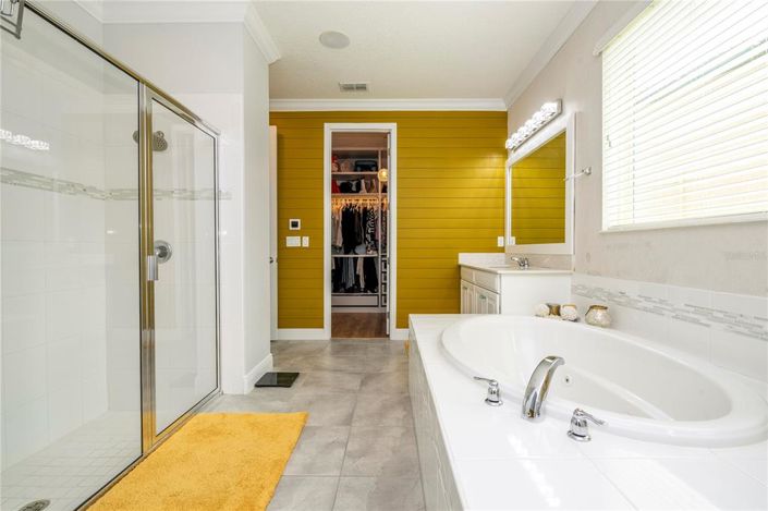 Image No.48-7 Bed House for sale